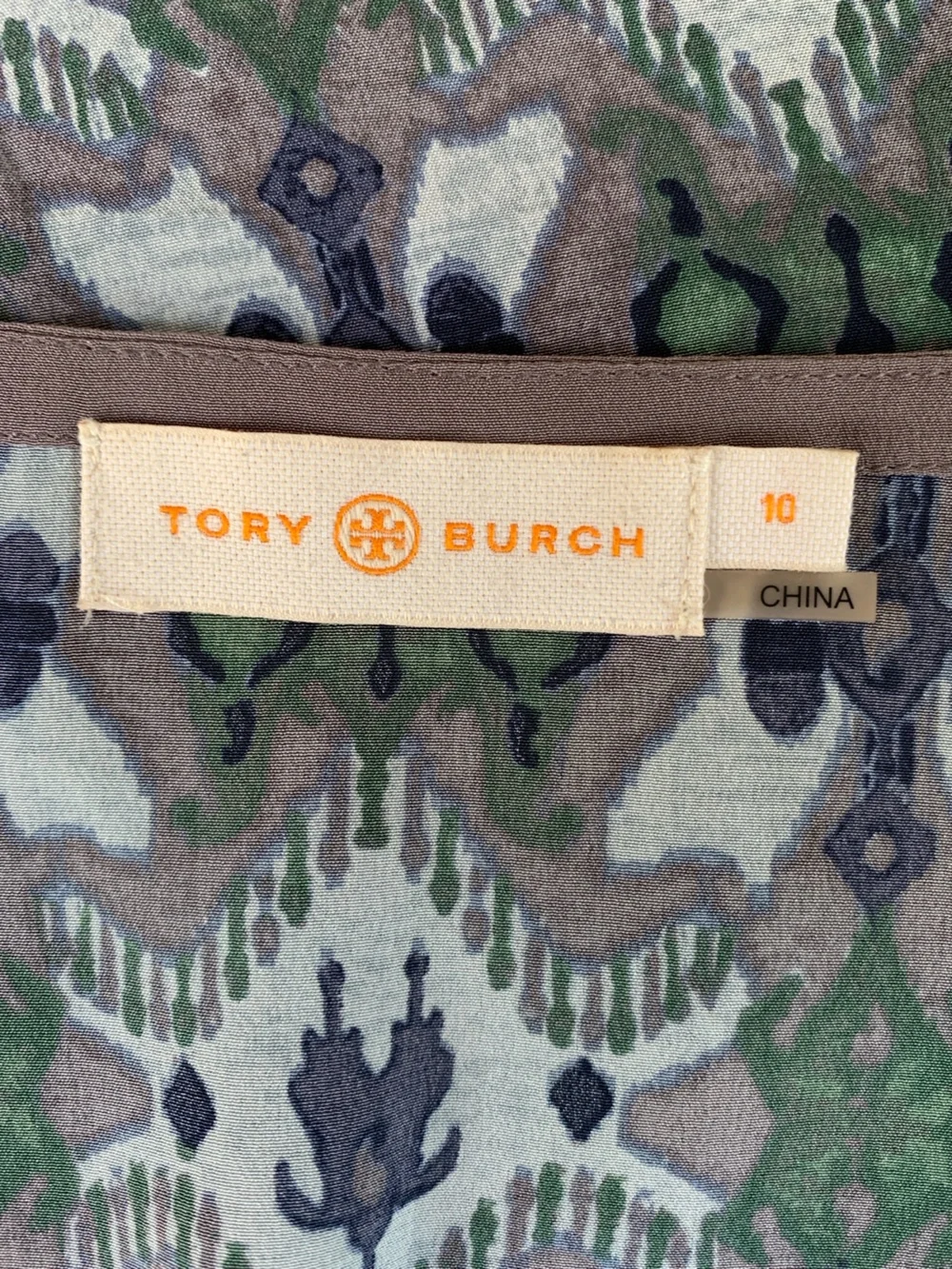 Tory Burch 100% Silk Ikat Print Blouse Size 10 Green Blue Gray